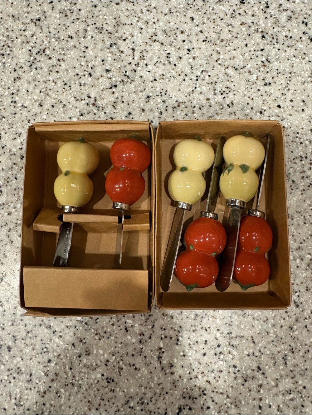 Ceramic 3D vegetable-themed cheese and butter spreader